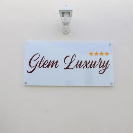 Glem Luxury شقة *